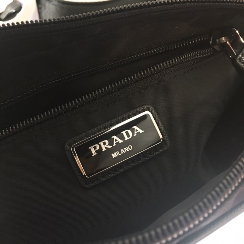 Pra*a waist chest packs